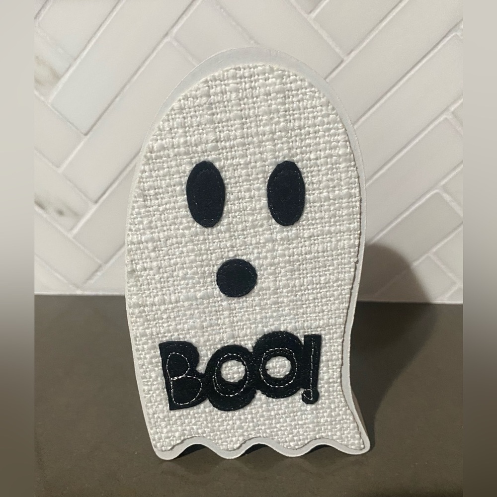 Boo Halloween Decor